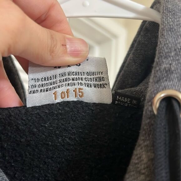 Charlie Brown edition hoodie - Picture 5 of 7